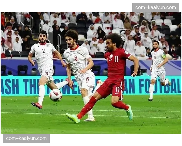 约旦队黑马之路能否延续，防守组织与定位球是关键